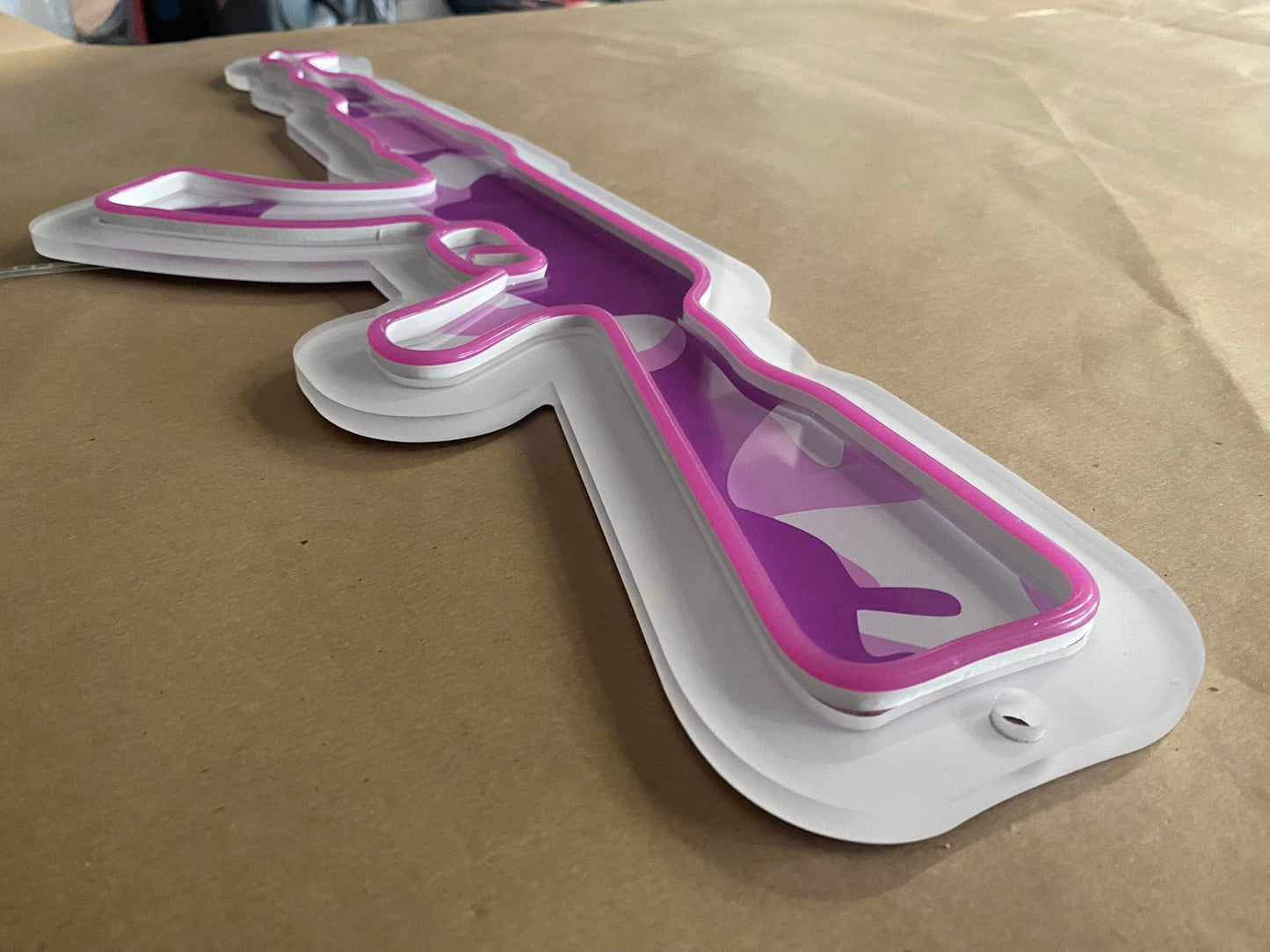 Ak 47 Gaming neon led spento 3